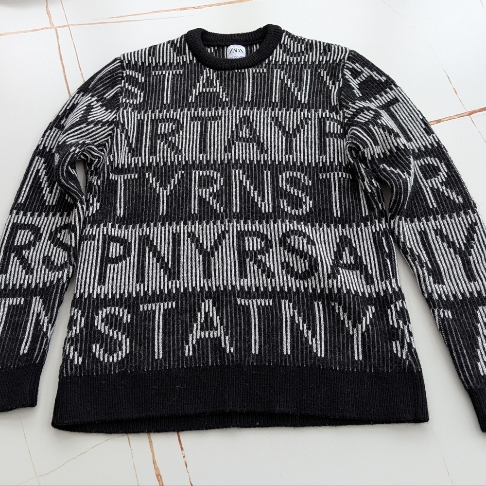 Zara Black and White Textured Crewneck Sweater